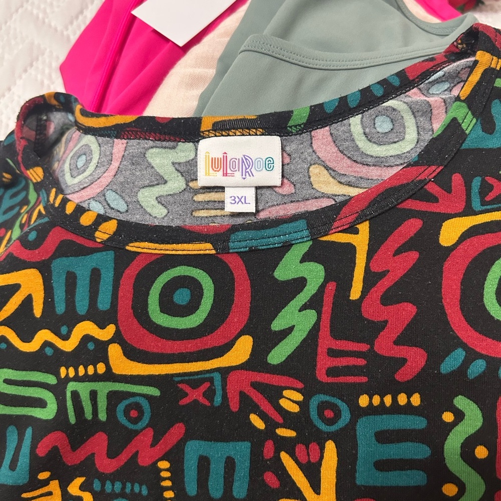 Lularoe - Picture 2 of 2